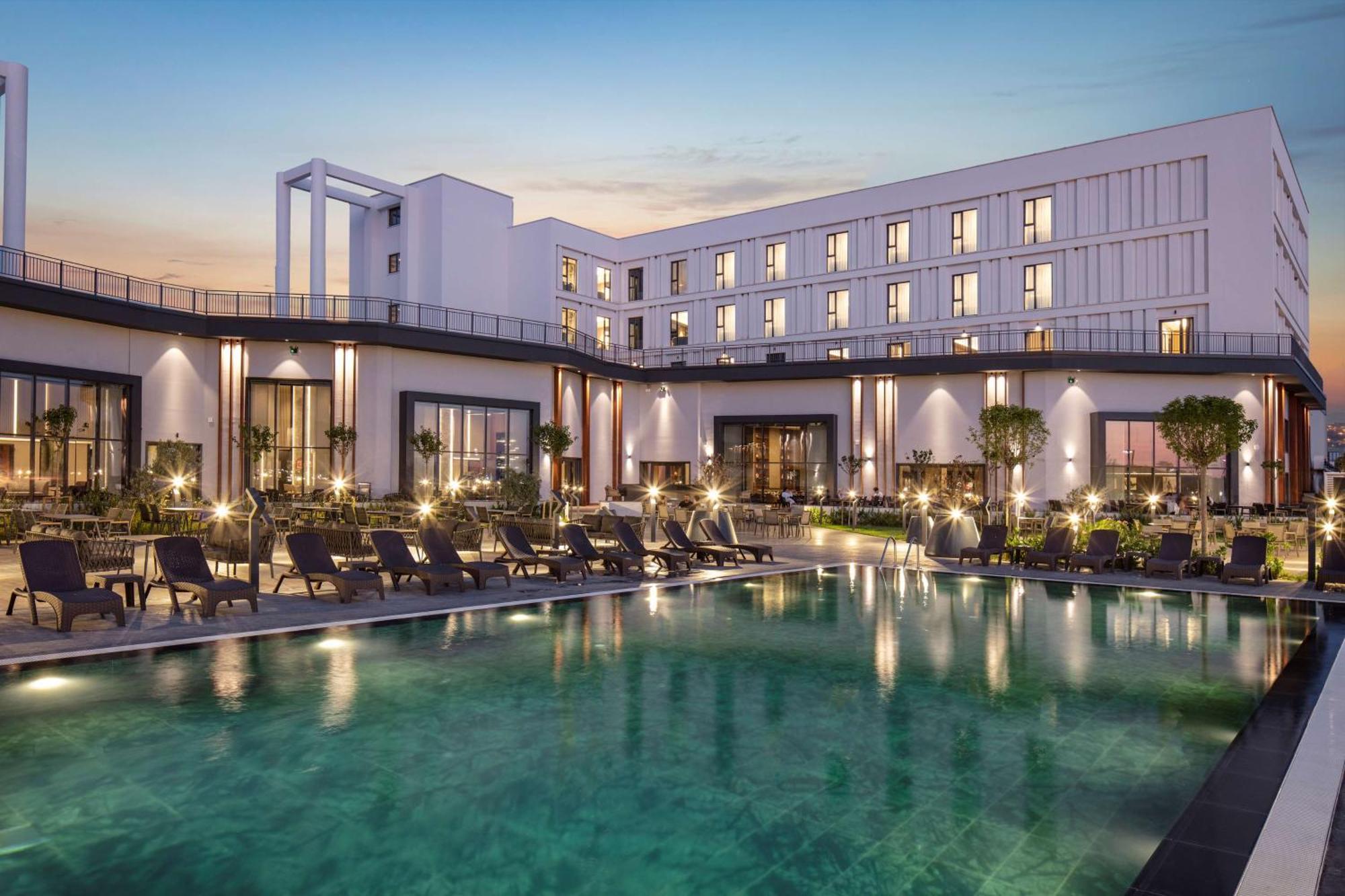 Doubletree By Hilton Canakkale Exterior photo