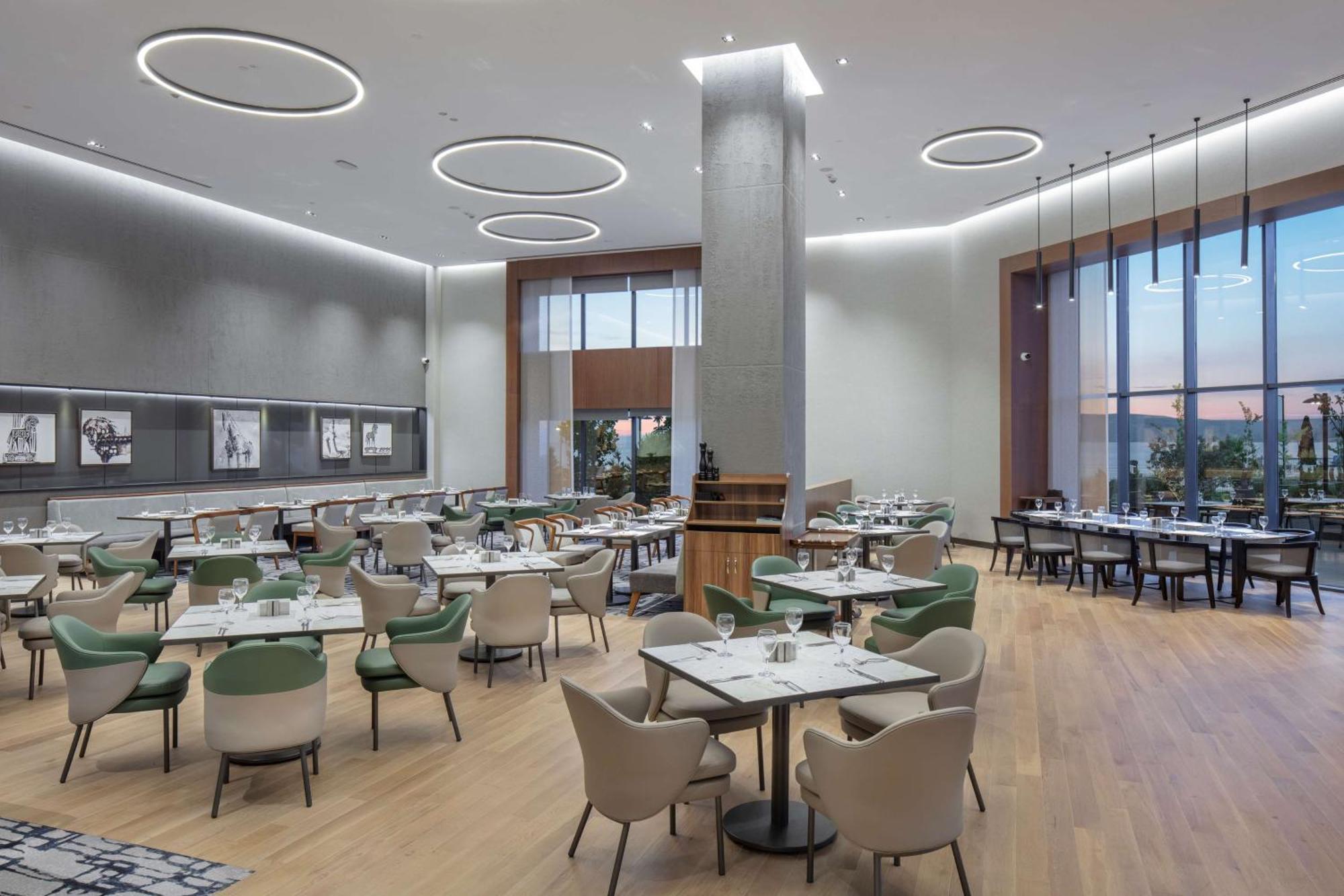 Doubletree By Hilton Canakkale Exterior photo