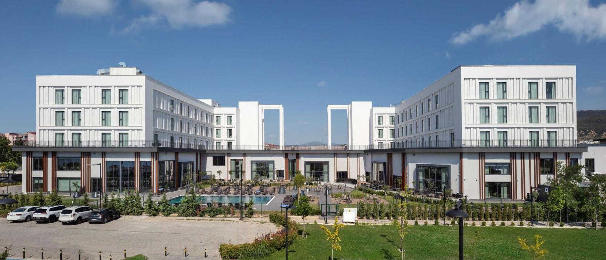 Doubletree By Hilton Canakkale Exterior photo