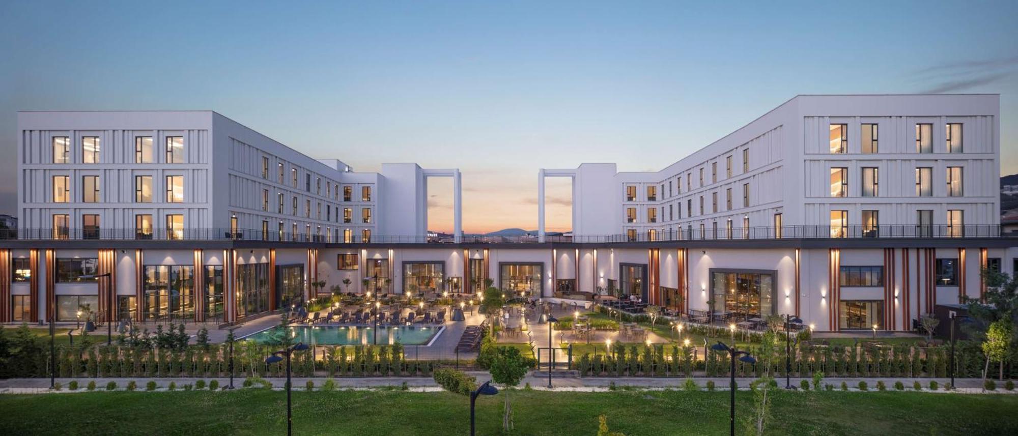 Doubletree By Hilton Canakkale Exterior photo
